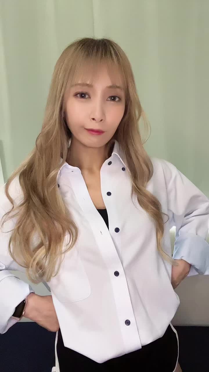 @逢見リカ