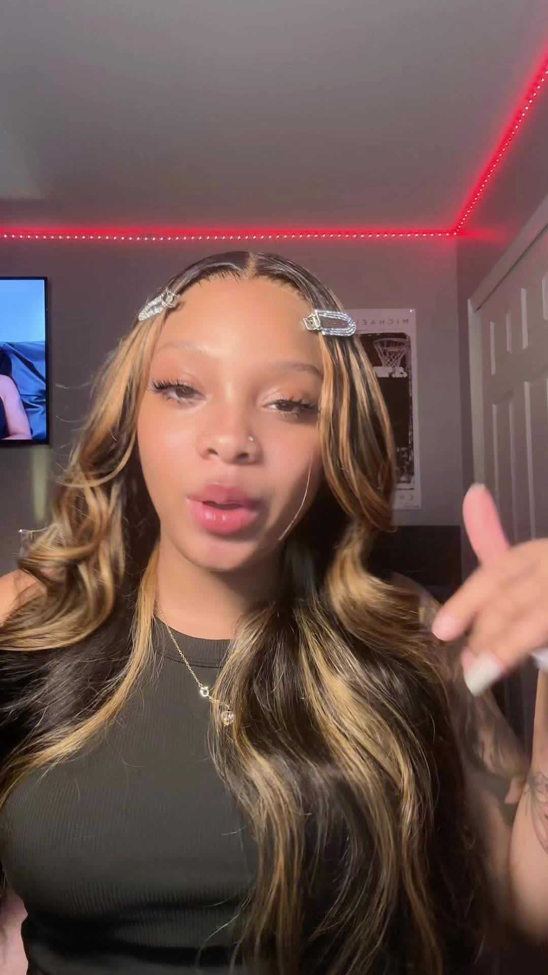 @VR wigs_ Amazon-FREE