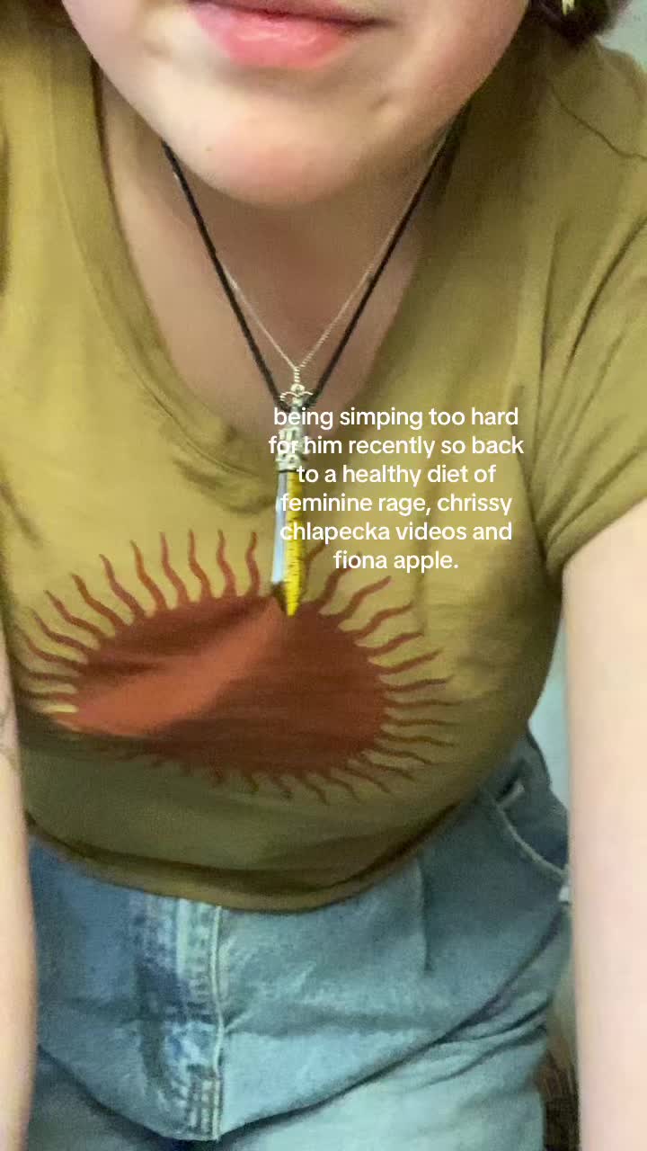 @_chloe_faye__