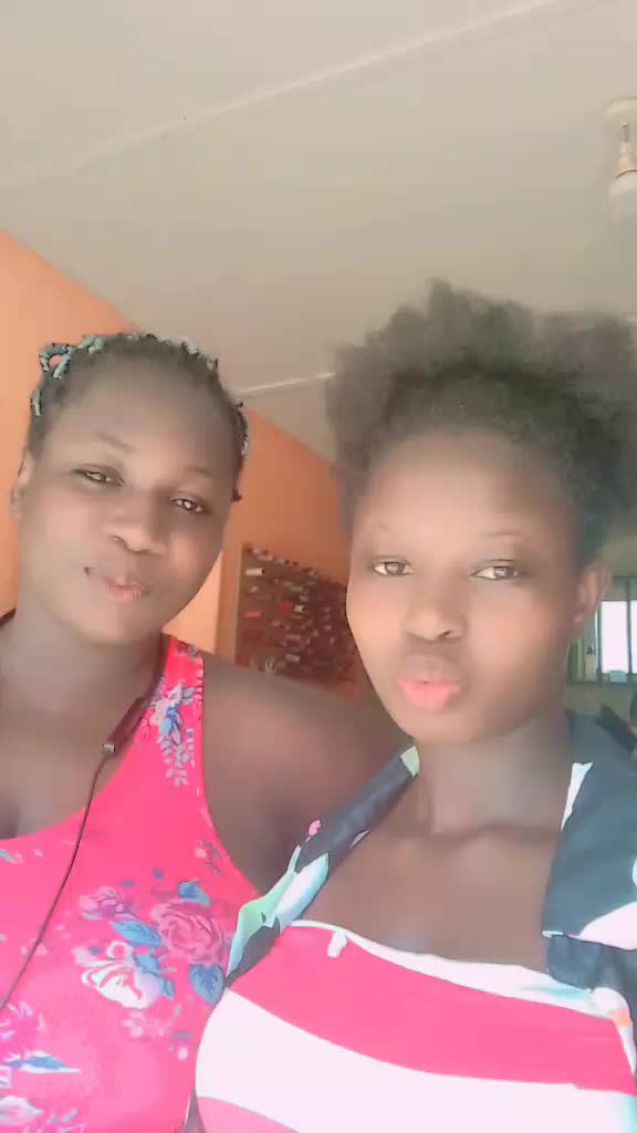 @laraba123j