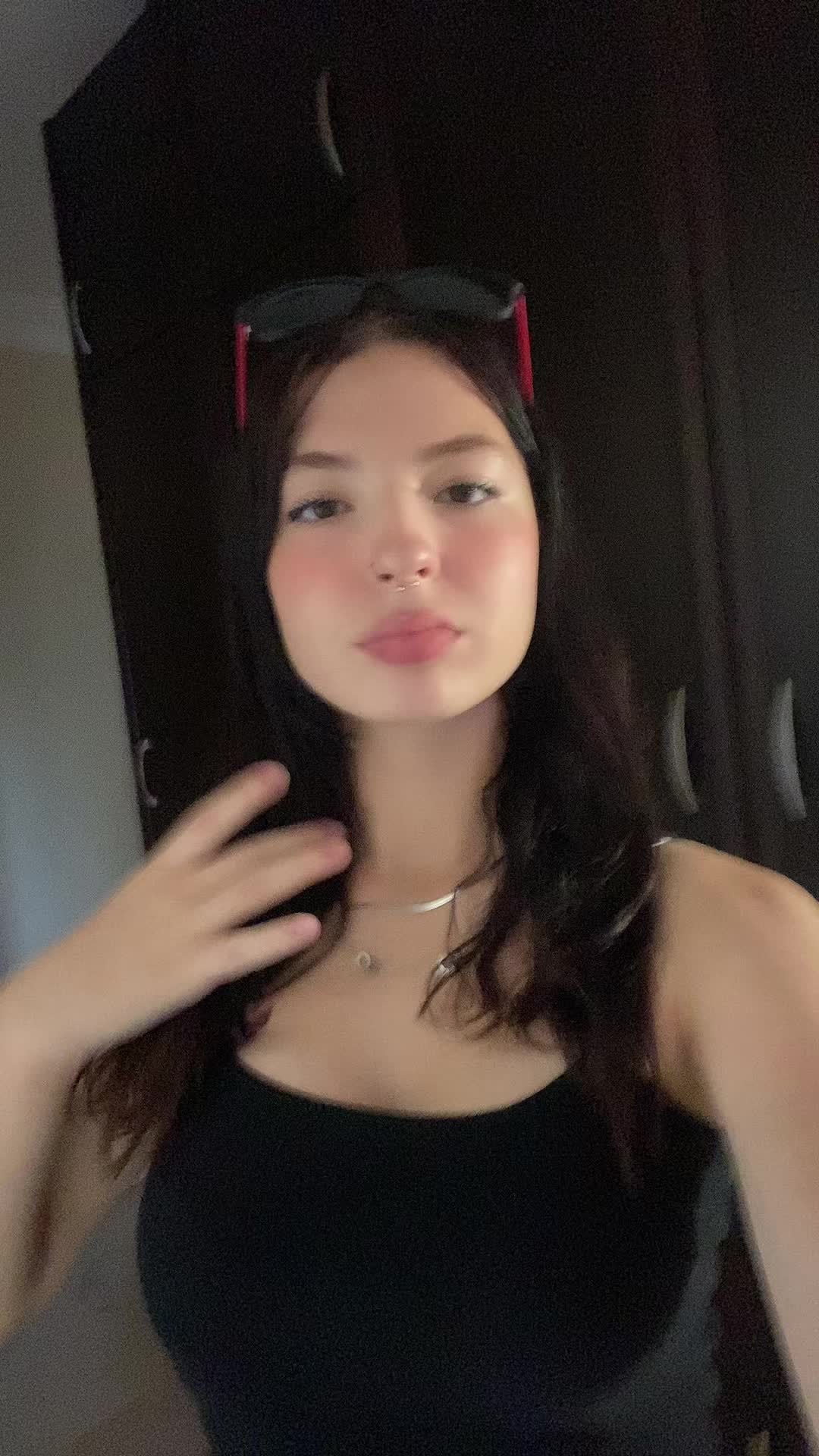 @def🦖