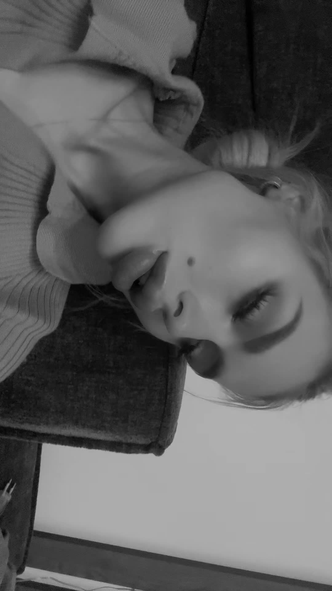 @Вікторія Прошена 💕