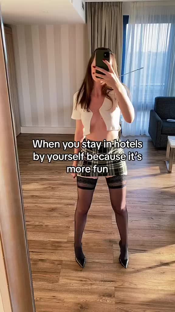 @nylon hanna