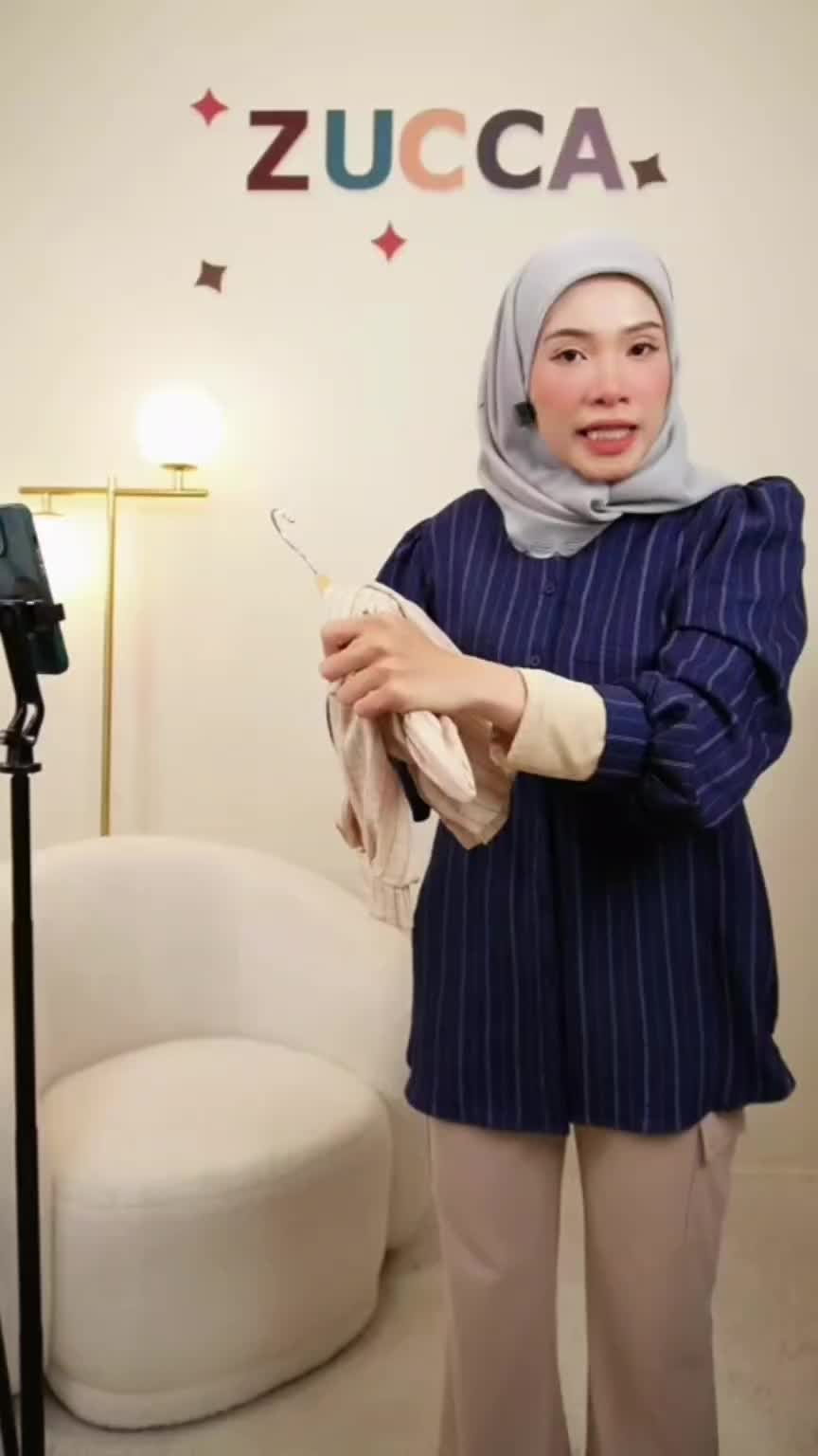@NurRaisya$hop