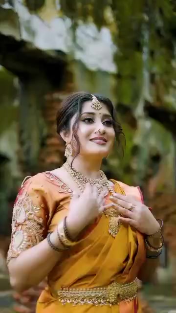 @Salon Aara