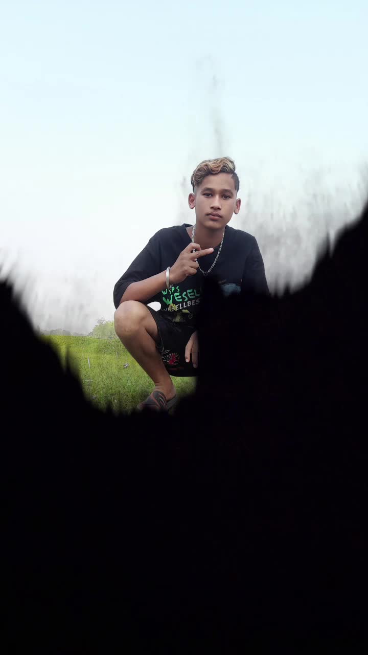 @😎