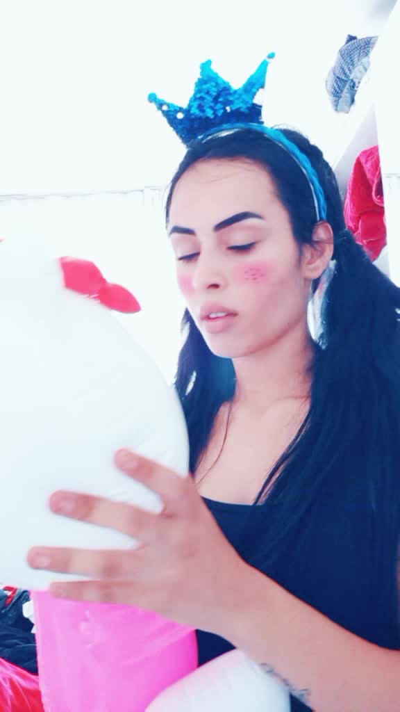 @NeSLiHaN