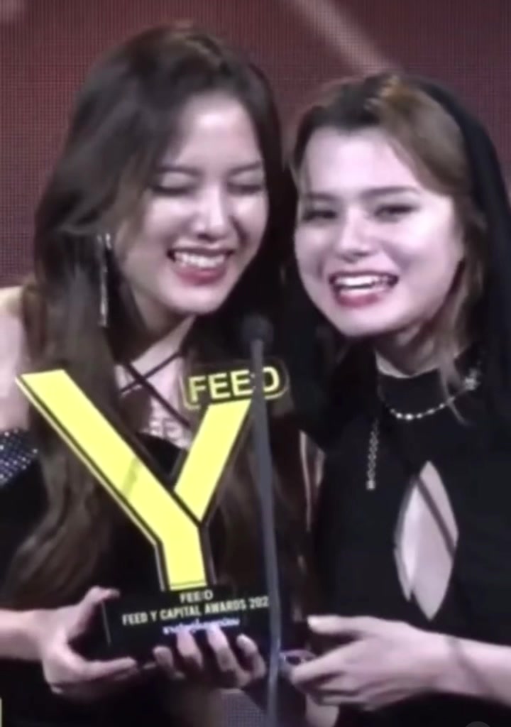 @Freenky&Becky