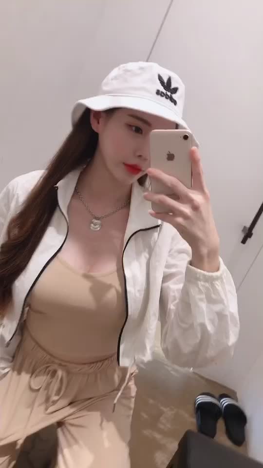 @xu.li9ht3