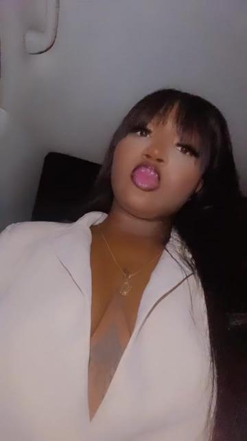 @Stephanie banks 💅😻