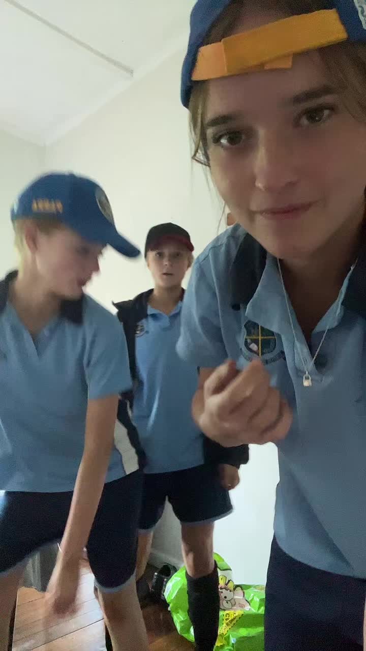 @AUDREY