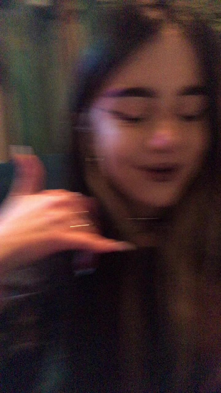 @🧟&zwj;♀️