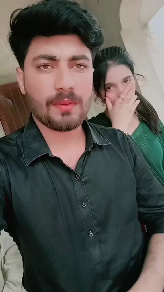 @👑عزیر~Pathan🤍🌼