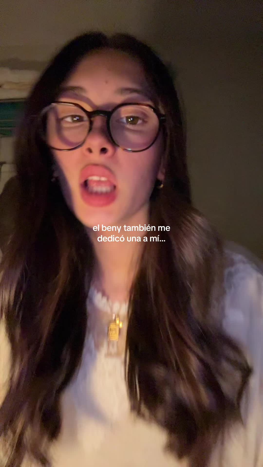@👩🏾&zwj;❤️&zwj;👩🏻