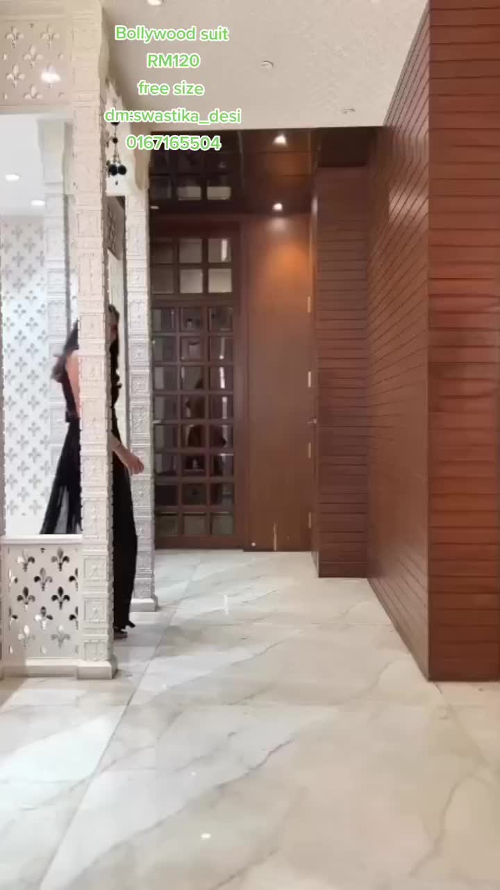 @swastikaa🥻