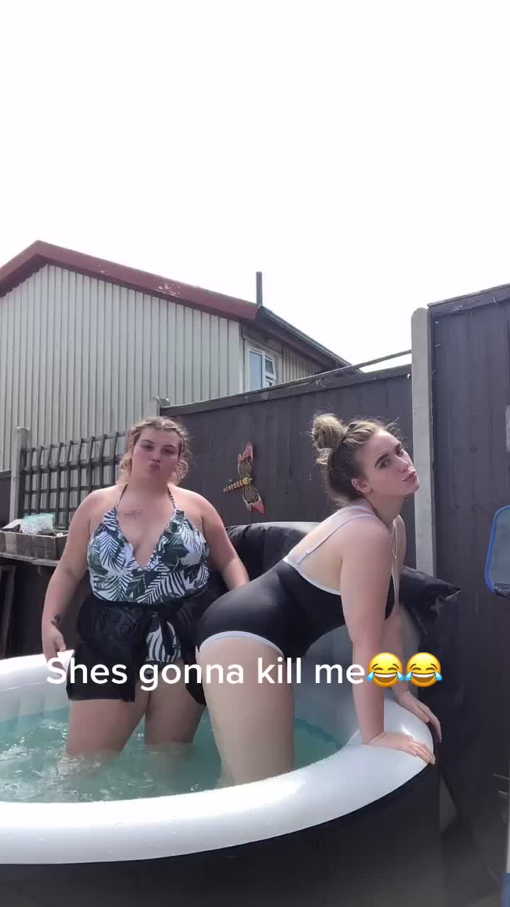 @adroniki🖤