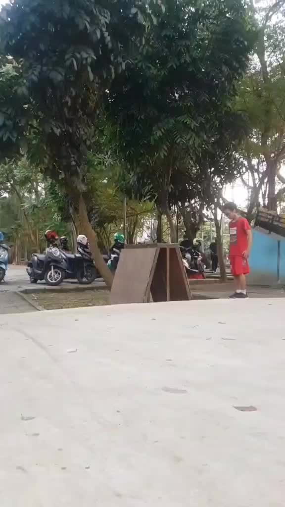 @Fufu/Xirus