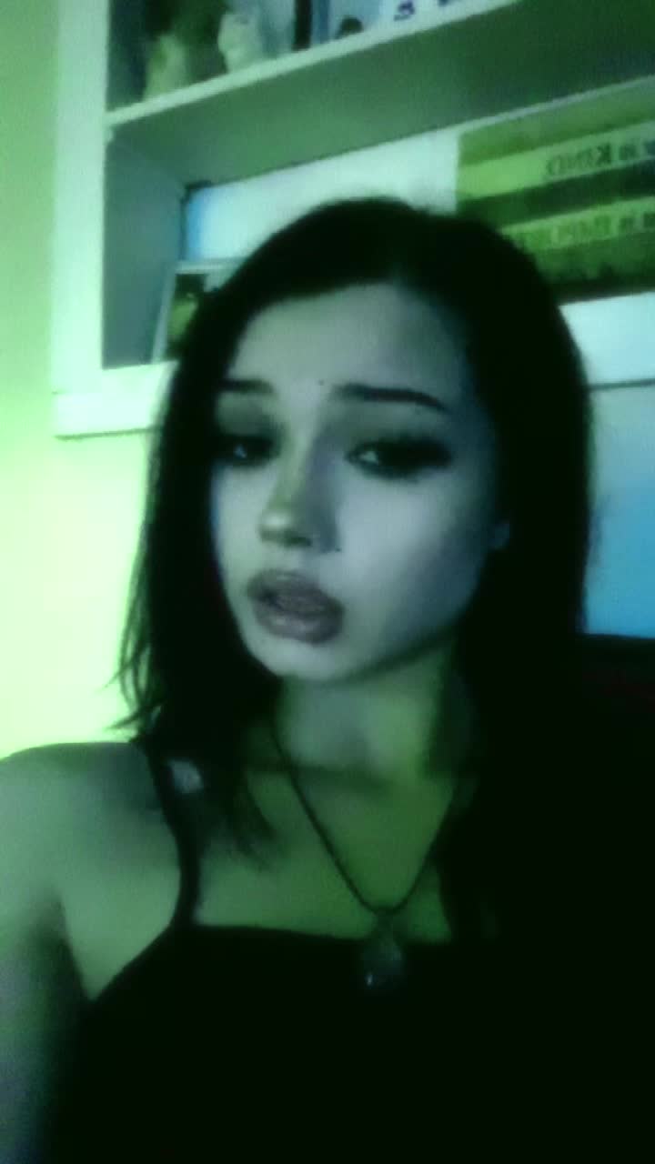 @𝐴𝑠𝑖𝑎🖤