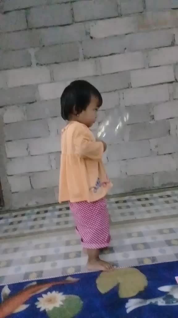 @Dhespa