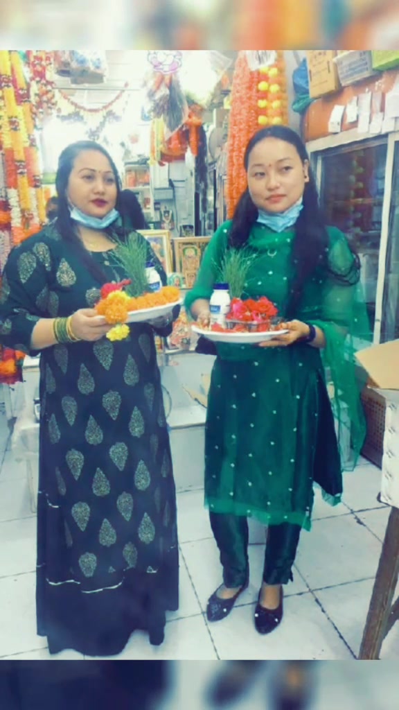 @Nisha Shahi B