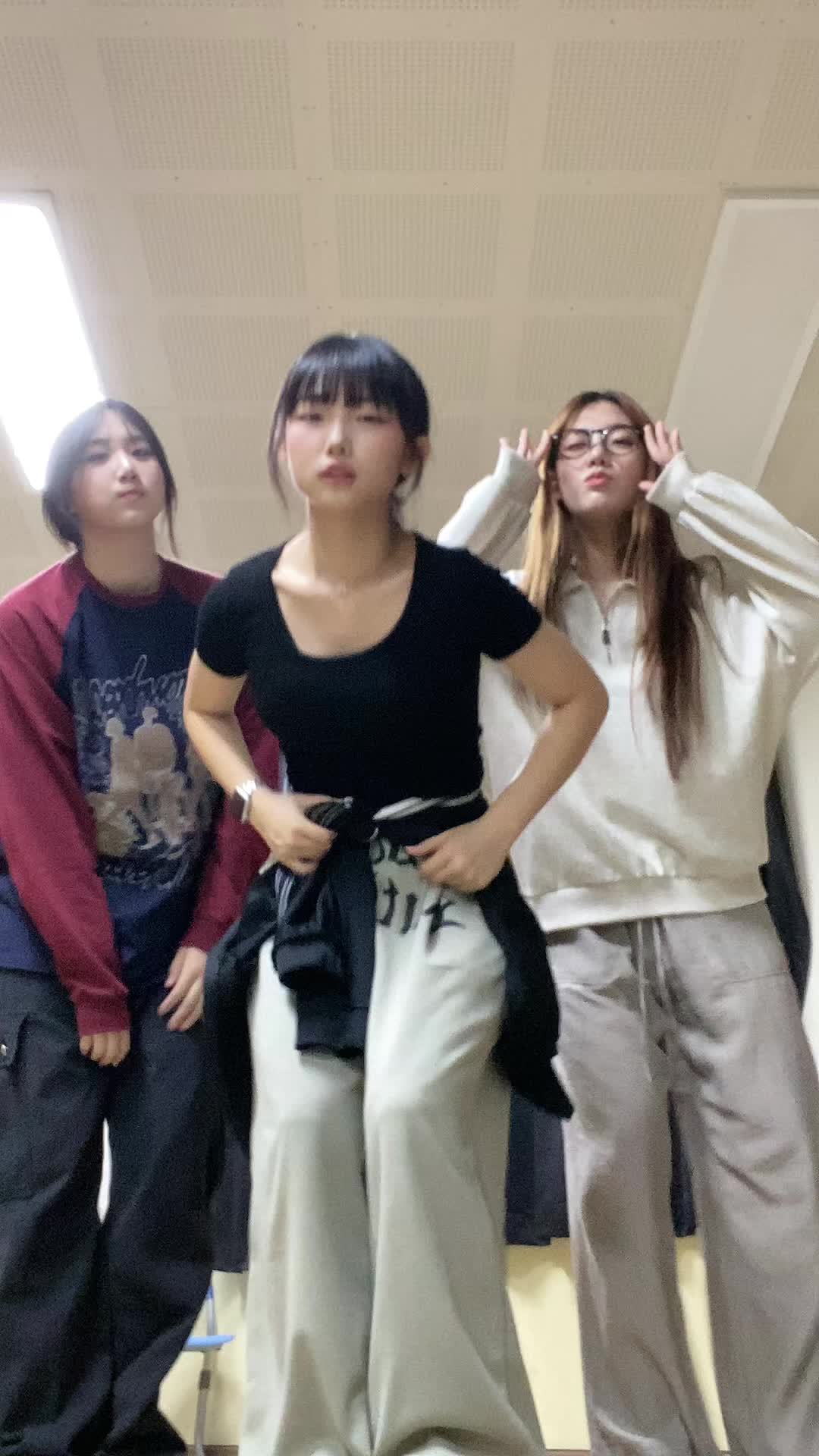 @hsnnbinn