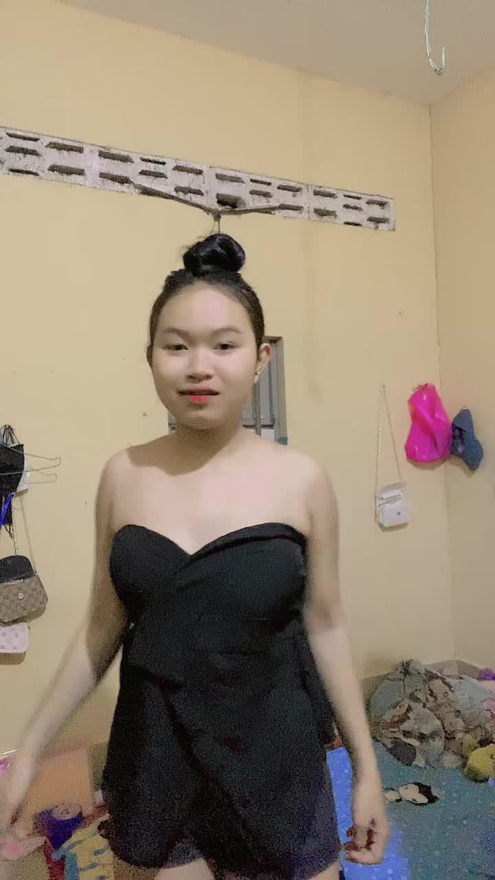 @💗 { D } 💗