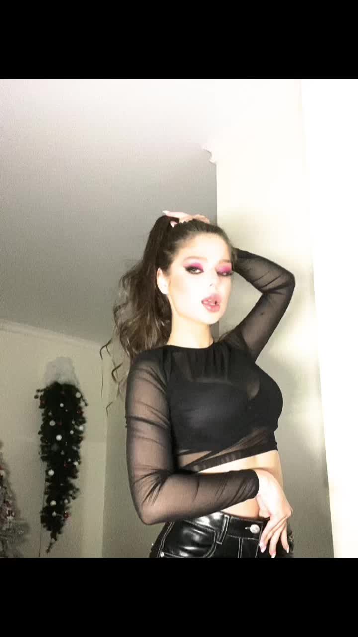 @Sonechkaa.h
