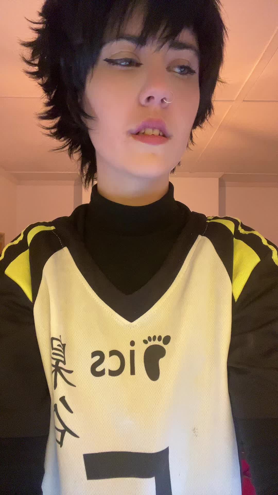 @🐊 AnxiousAcosplay🦈