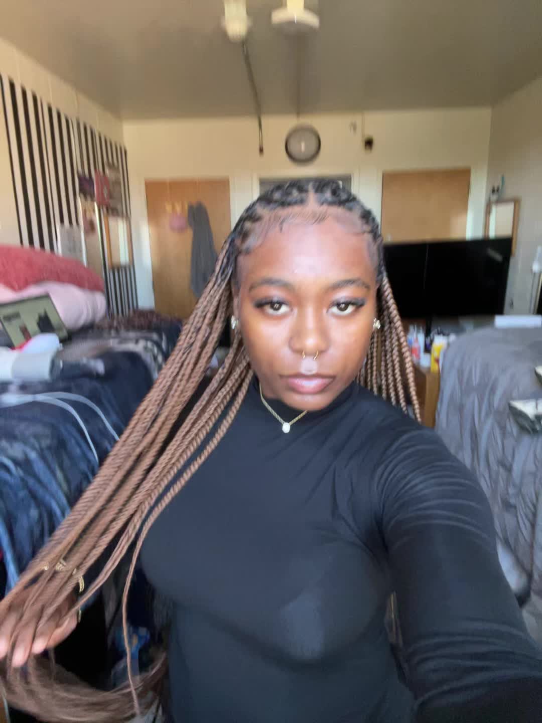 @niaundercover