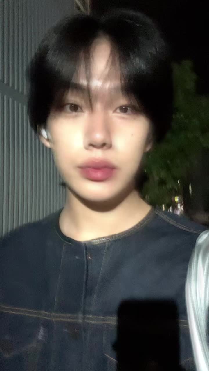@이건우
