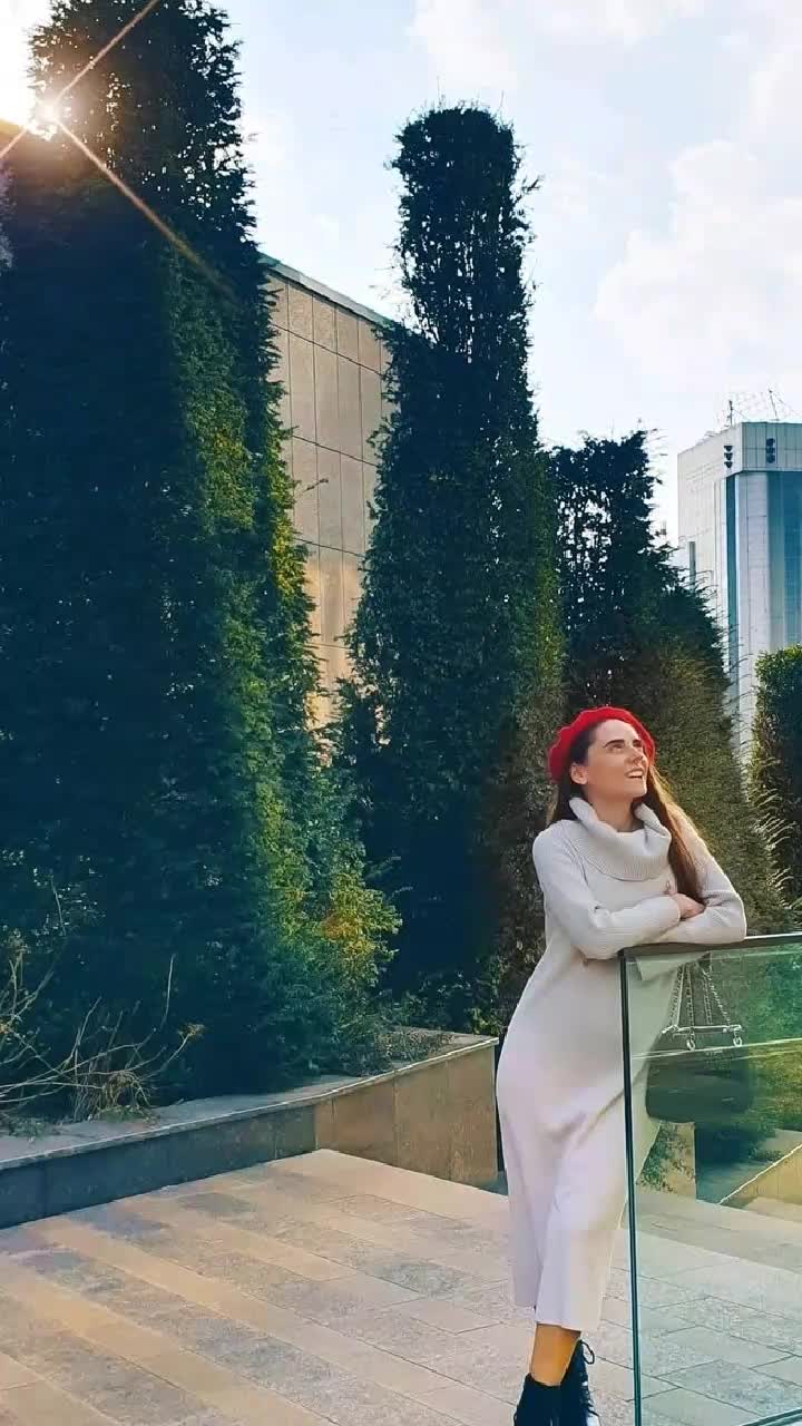 @Sunt o nucă de cocos
