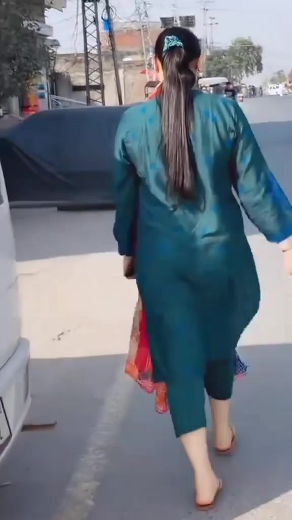 @𝙨𝐚𝐫𝐚𝐡 𝐤𝐡𝐚𝐧 𝟒𝟔 ❤