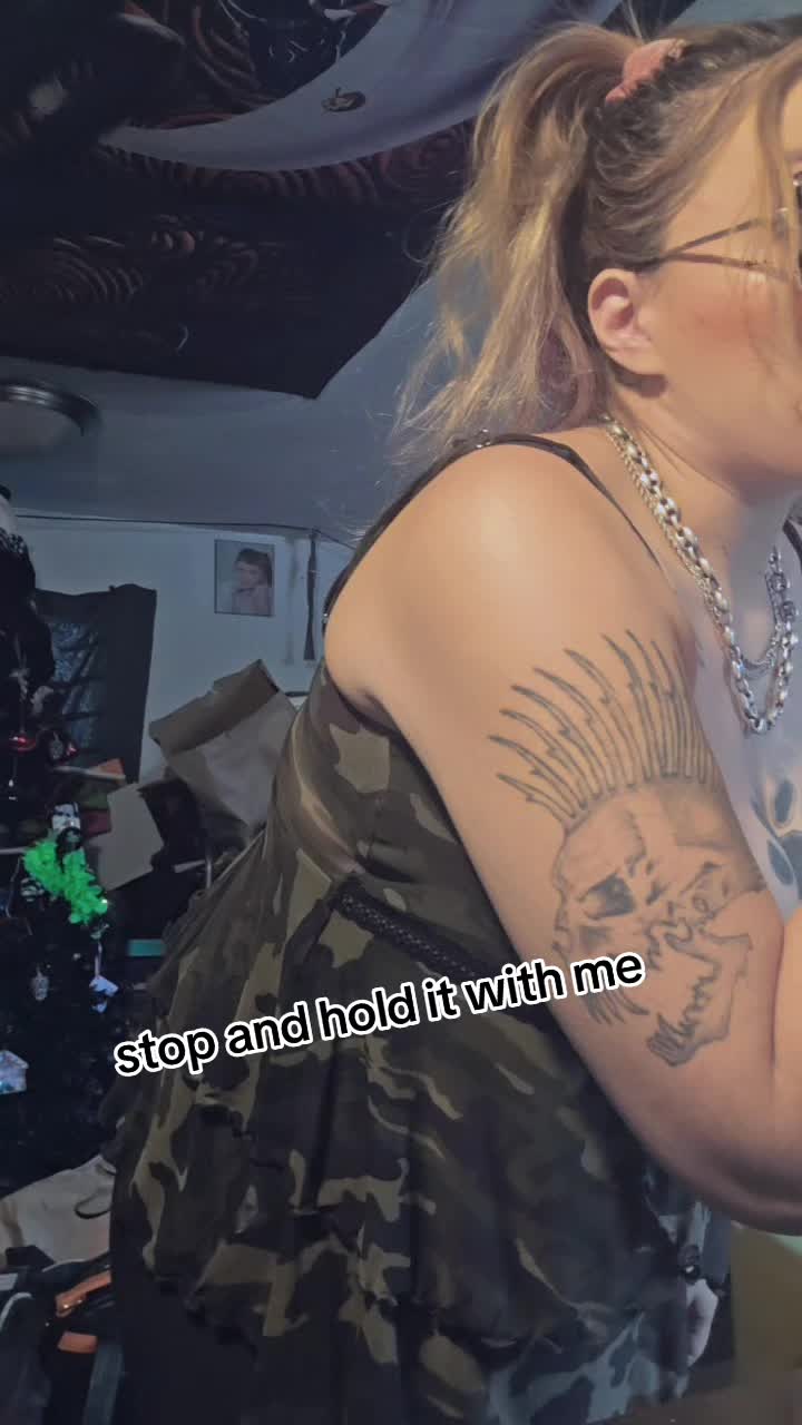 @Lilymunster420