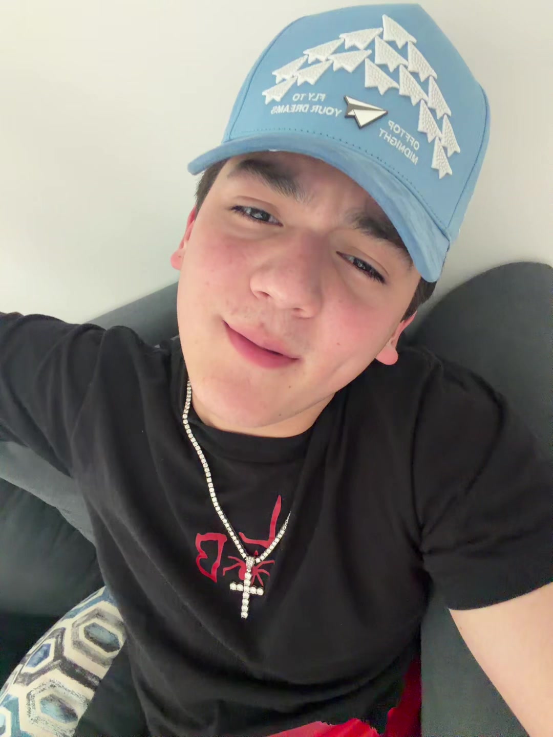 @Elpilotito