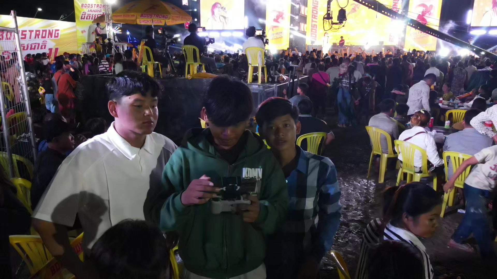 @Nak