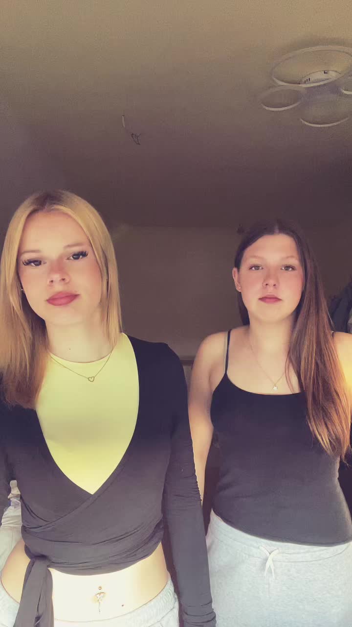@<3