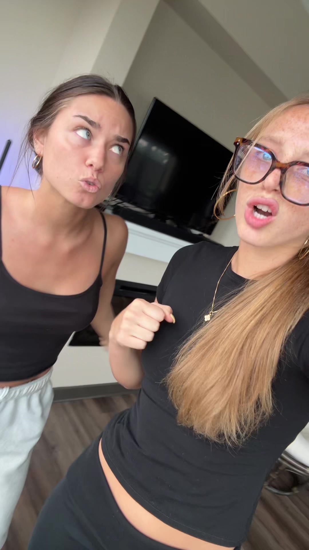 @blickeyyyyy