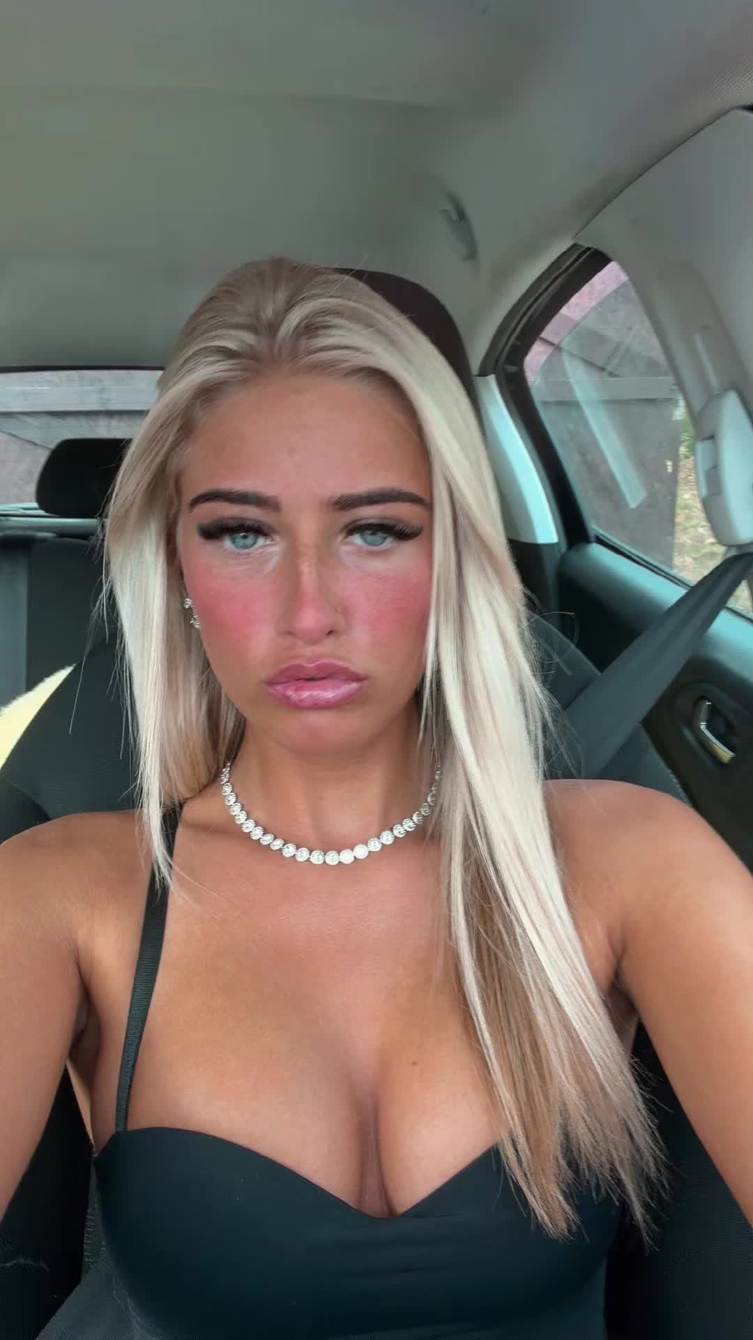 @lily-grace 💋