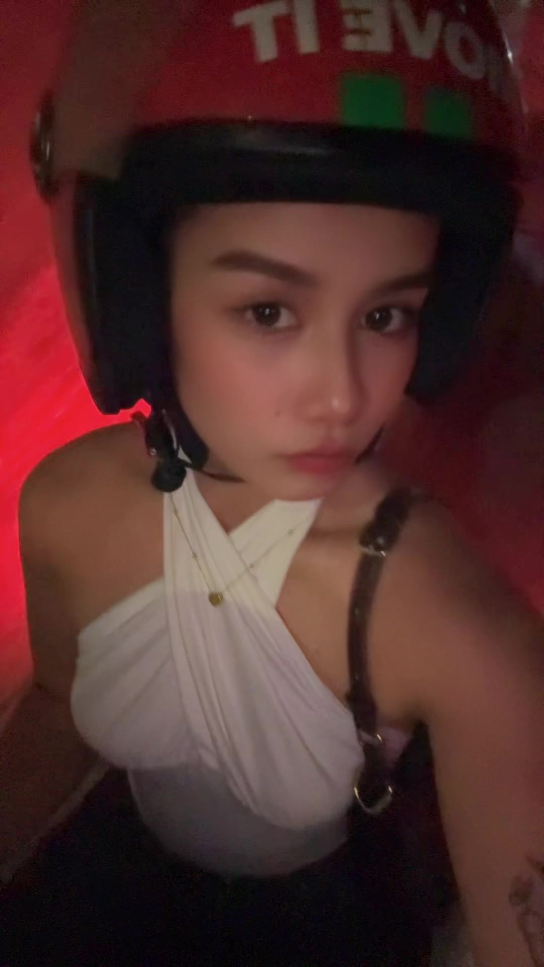 @krstn_022000