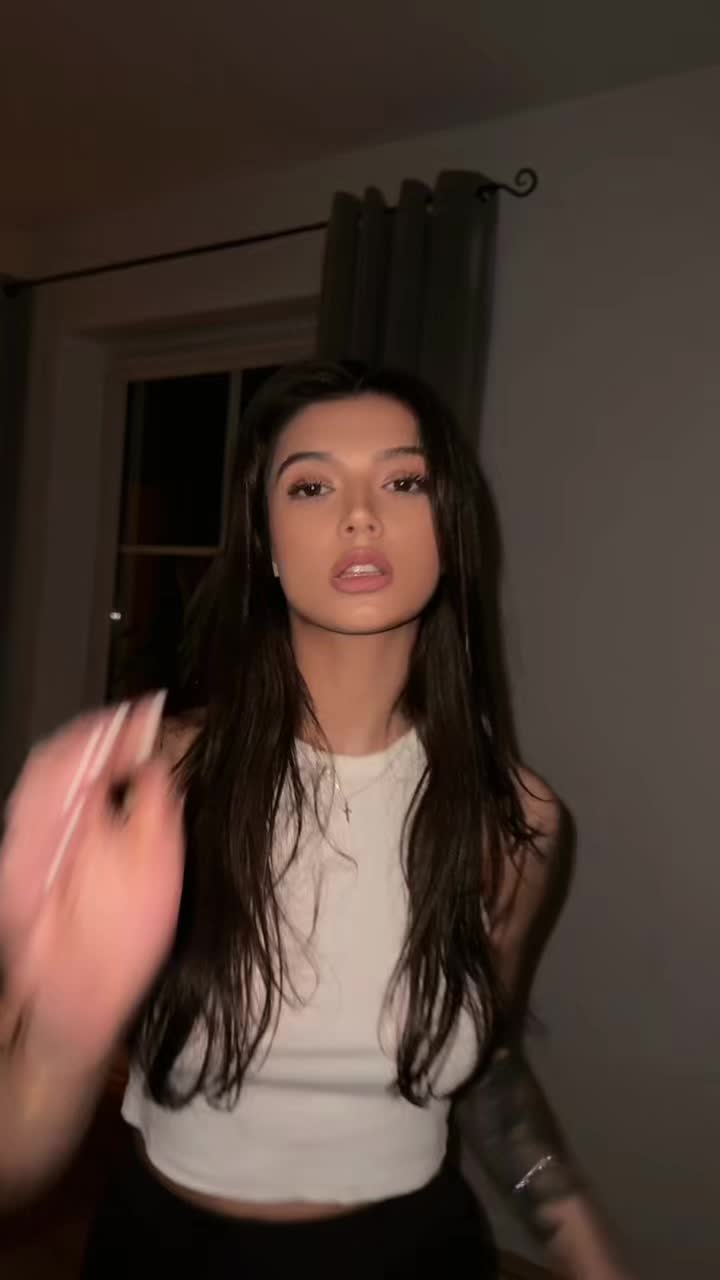 @Vanes_offcial