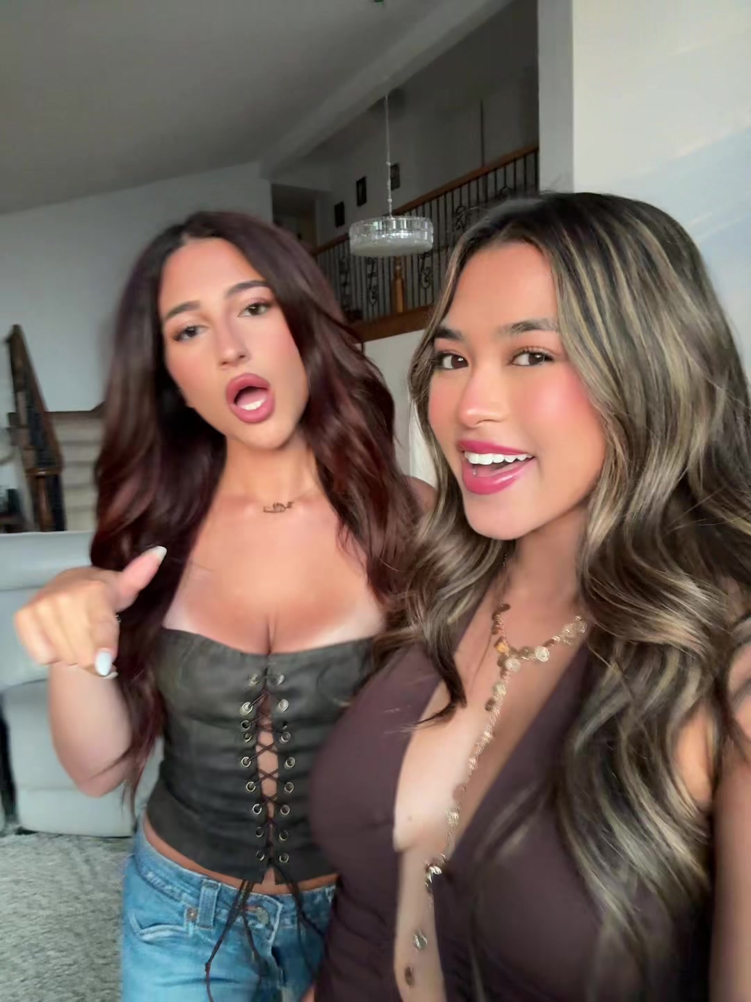 @krischelle