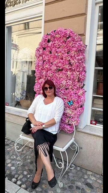 @🦋 HrabraLiniJA🌹