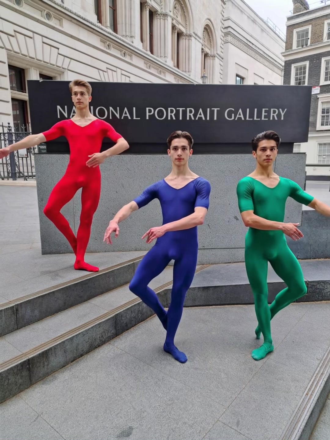 @moving portraits