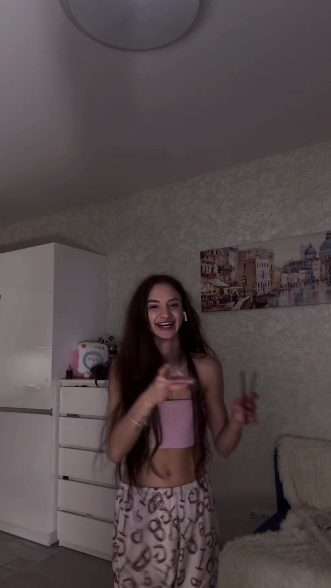 @Малышка