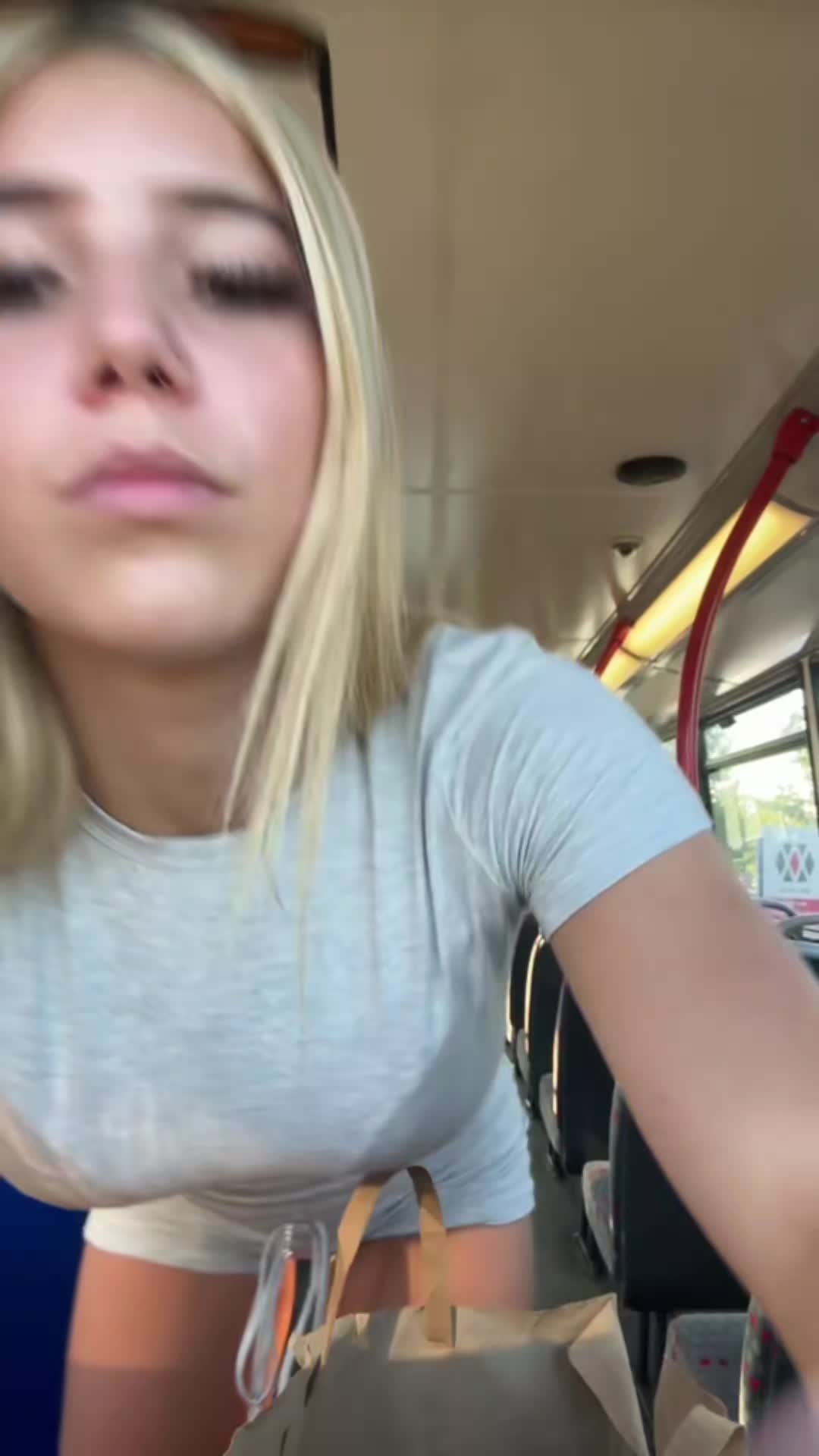 @𝑳ꨄ
