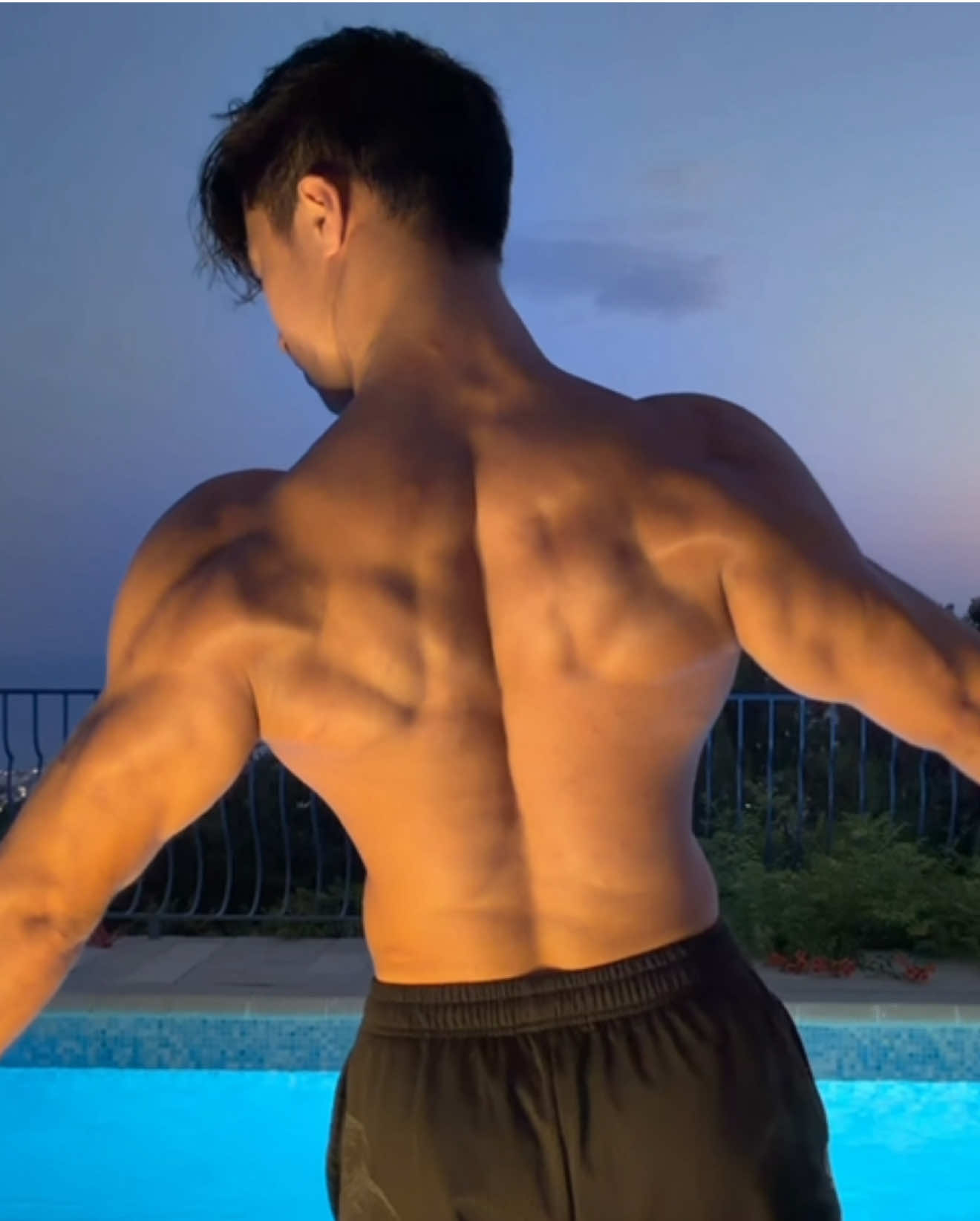 @Baki_calisthenics