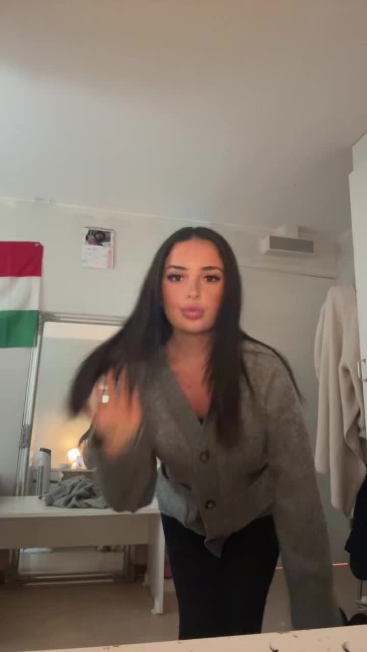 @👸🏽