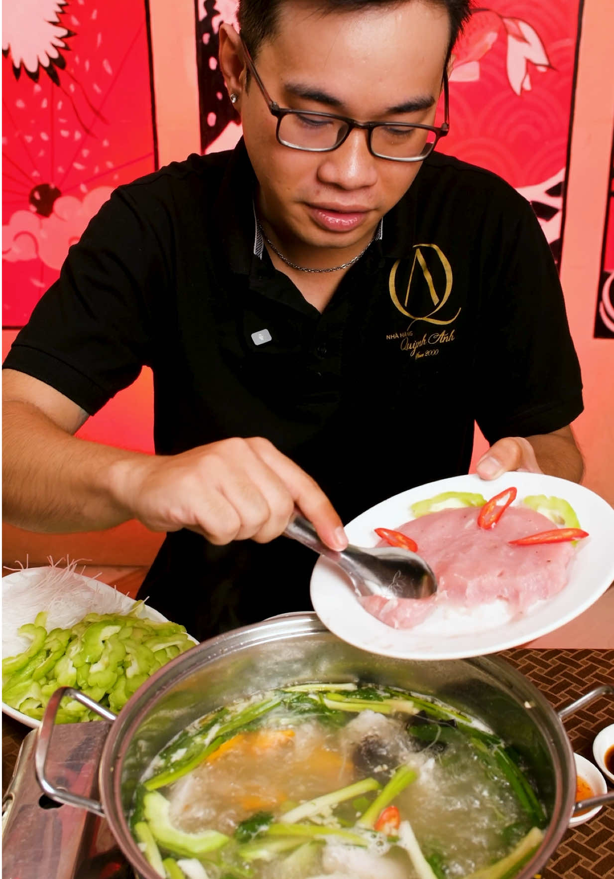 @Nh&agrave; H&agrave;ng Quỳnh Anh