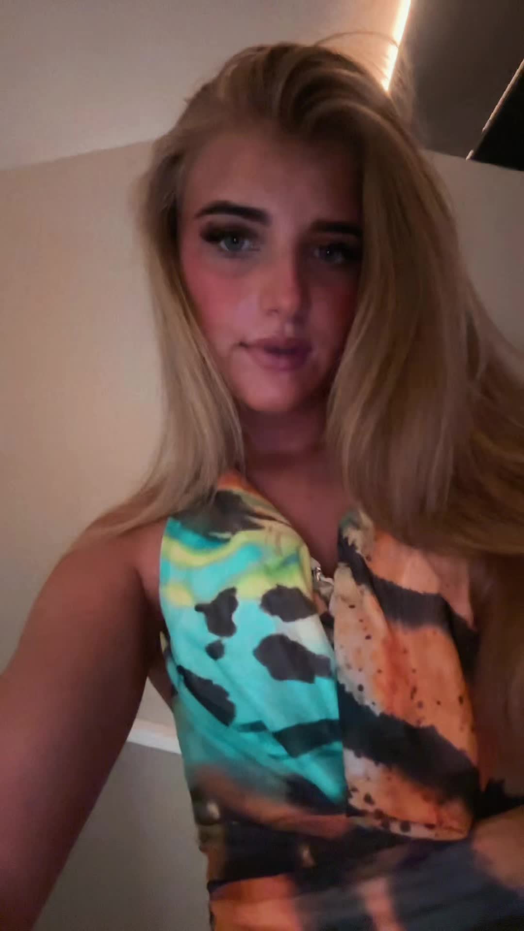 @loressaquilligan