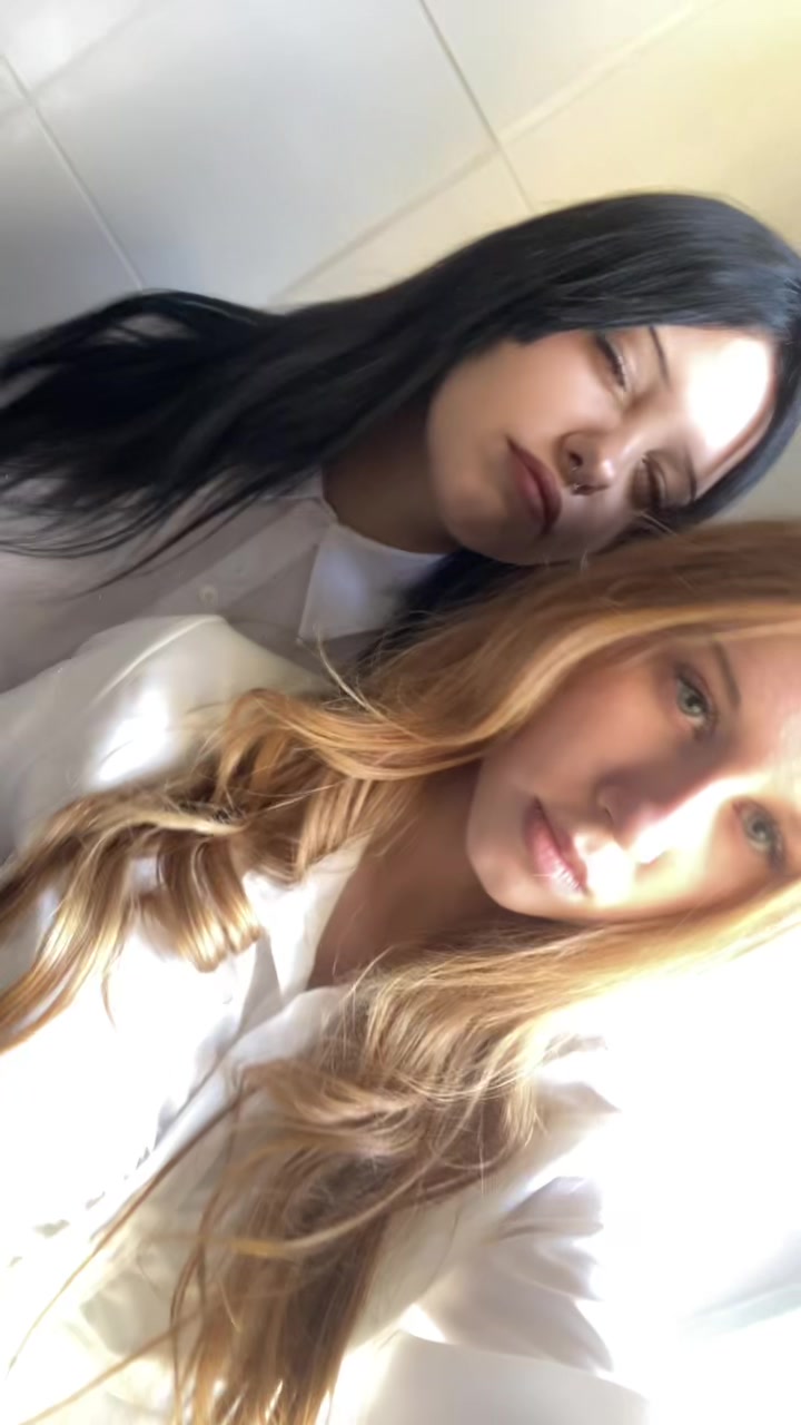 @клубничная